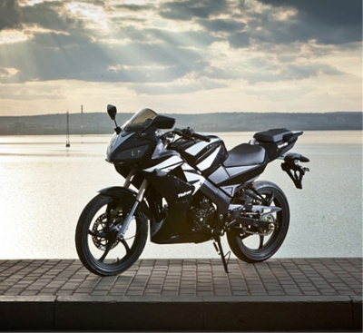 Мотоцикл Phantom Sport 200